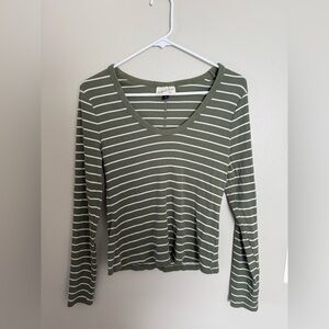 Women’s M Cotton Universal Thread Olive Green & White Striped Long-Sleeve Top
